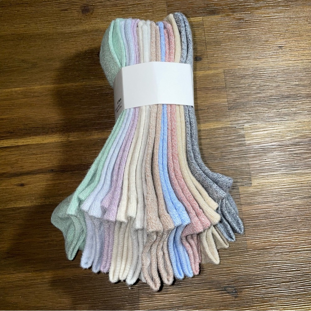 ⭐️FWP No-Show Socks - 10 pair pack - NWT - Pastel Mix - Picture 6 of 8